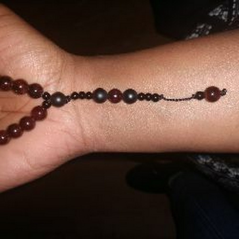 Meet your Posher, Monique